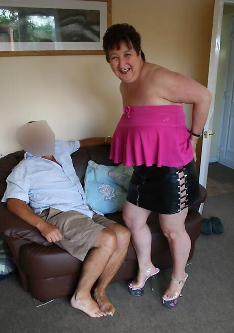 TAC Amateurs offers xxx pic gallery with Kinky Carol xxx gallery 269550