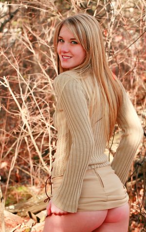 This Years Model invite you to explore xxx pics featuring Jewel exhibit nice shape